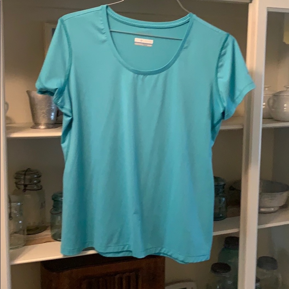 Women’s Columbia Top